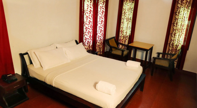 Crescent Residency, Забронировать Отель Отели Колагаппара 3 звезды, 3*