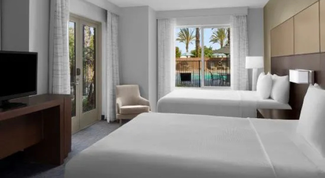Номер Standard Residence Inn Tustin Orange County