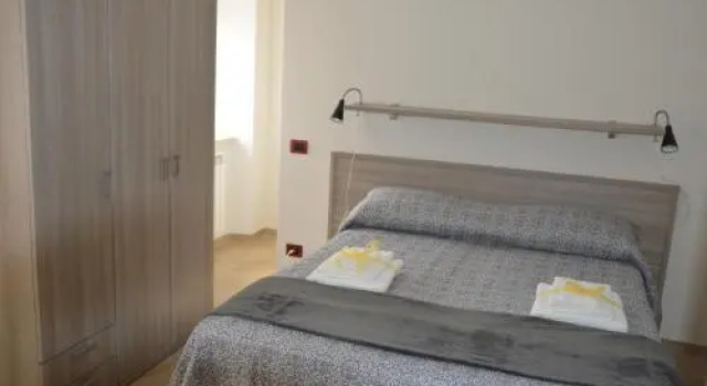 Guest House - Il Granaio, Book Pension Hoteller i Norma med parkering, Parkering