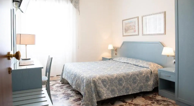 Двухместный номер Economy Hotel Ariston