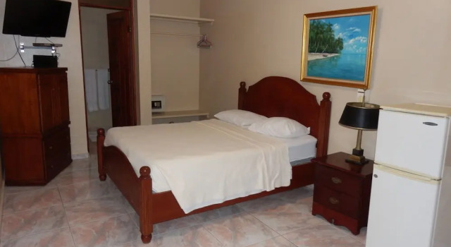 Двухместный номер Luxury с балконом Hotel Garant & Suites