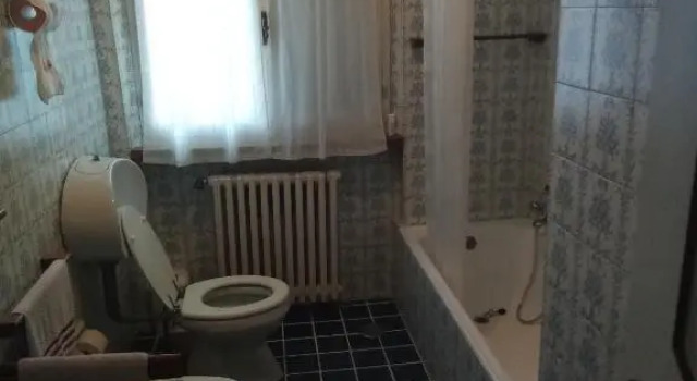 AFFITTACAMERE VILLA SOFIA accanto Ospedale con ampio giardino, Забронировать Вилла Виллы Побережья Марок, Вилла