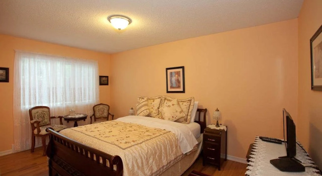 House Victoria B&B, Đặt Nhà nghỉ có bữa sáng Penticton 