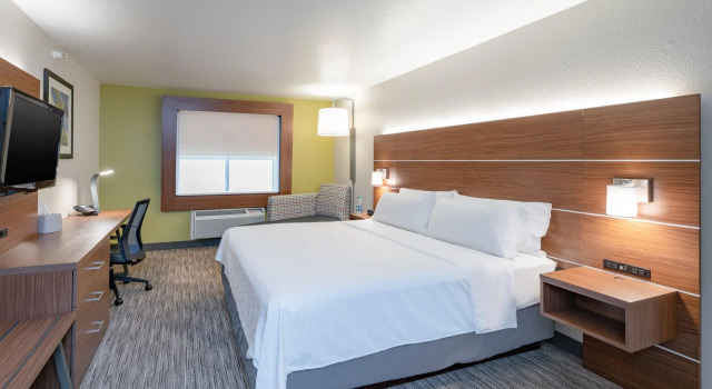 Номер Standard Holiday Inn Express Hotel & Suites ELKINS by IHG