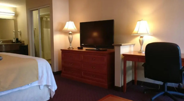 Номер Standard Burbank Inn and Suites