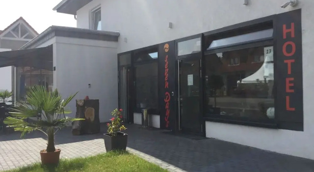 sevenDays Hotel Boardinghouse Kirchheim, Забронировать Отель Кирххайм земля Гессен