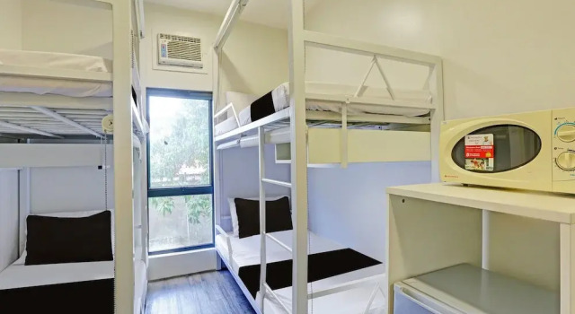 Кровать в общем номере Spot On Classy Bunkbeds Near Makati Manila Formerly MYTOWN Madrid