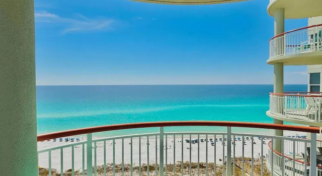 Номер Standard Beach Colony Resort East 11A