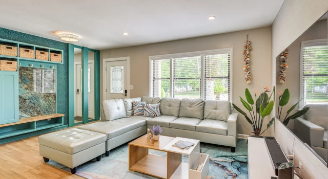 Fort Walton Beach Home: 3 Mi to Beach & Pier!, Book Hotel Fort Walton Beach Emerald Coast