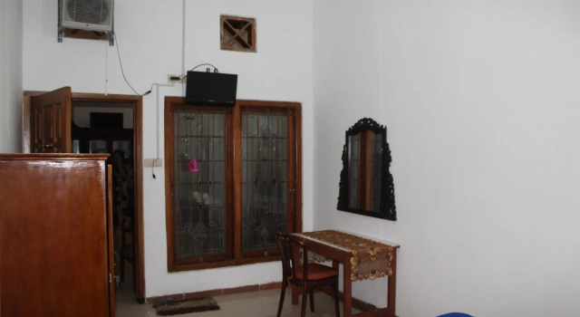 Griyo Permadi Guest House, Book Guesthouse Guest Houses in East Java, Guesthouse