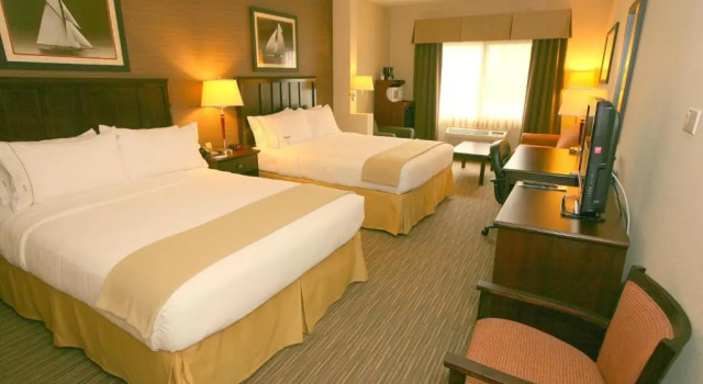 Полулюкс Holiday Inn Express San Diego South - Chula Vista by IHG