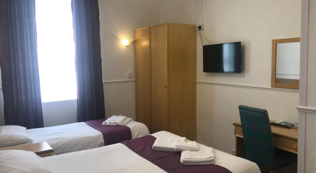 The Balmoral Hotel, Забронировать Отель Отели Блэкпул 3 звезды, рядом с Конференц-центр Winter Gardens, 3*