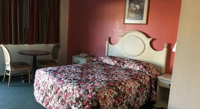 New Orleans Inn, Забронировать Отель Новый Орлеан Луизиана