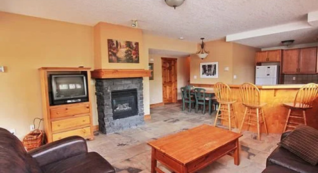Boomerang Chalets by FCR, Buchen Sie Chalet Fernie British Columbia