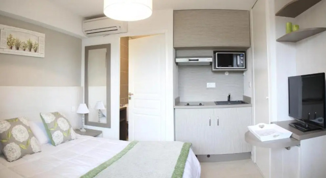 Студия Standard Residhotel Pont du Gard