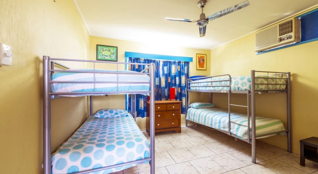 Clifton Beach House, Book Hotel Clifton Beach Cairns Beaches