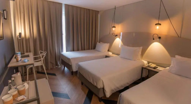 Трёхместный номер Azoris Angra Garden - Plaza Hotel