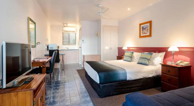 Студия Central Studio Accommodation
