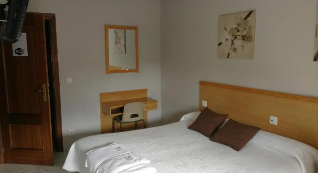 Трёхместный номер Standard Hostal Cerecedo