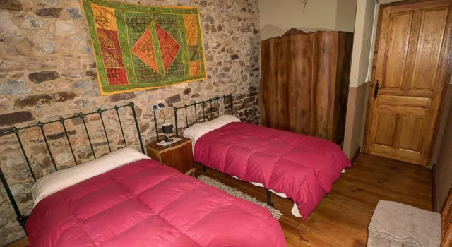 Laventanadetorre, Book Hotel Cabrillanes Castile and Leon