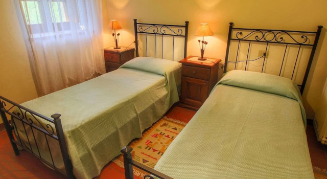 Farmhouse in Umbria Near Palazzo Bourbon, Rezervasyon Otel Umbria havuzlu oteller, Yüzme Havuzu