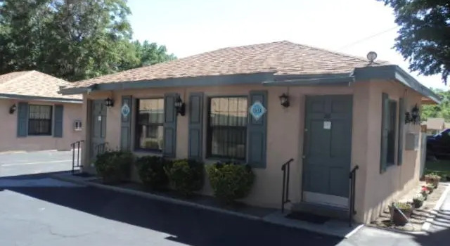 Bishop Elms Motel, Buchen Sie Motel Bishop Eastern Sierra