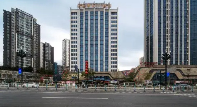 MingTing International Hotel (Yibin Lingang Xintiandi Town)