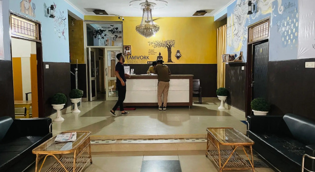 Hotel Durga Palace, Rezervovat Hotel Tapovan Uttarakhand