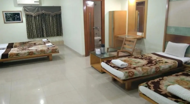 Трёхместный номер Deluxe Hotel Easy Retreat