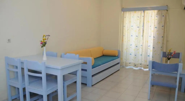 Апартаменты Regina Studios & Hotel