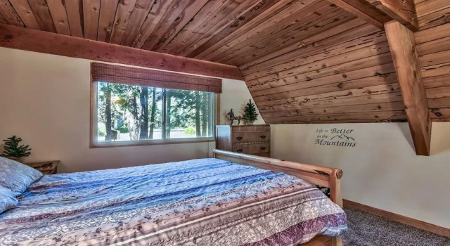 Mewuk Mountain Lodge by RedAwning