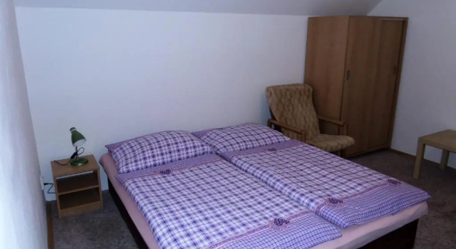 Apartman Svoboda, Rezerwuj Apartament Hotele w Kraj hradecki z parkingiem, Parking
