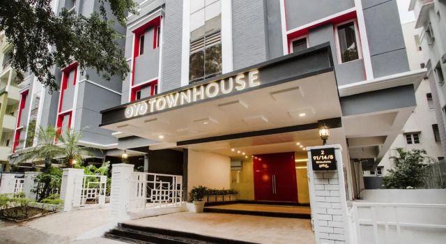 OYO Townhouse 009 Hitech City, Rezerwuj Hotel Kondapur 