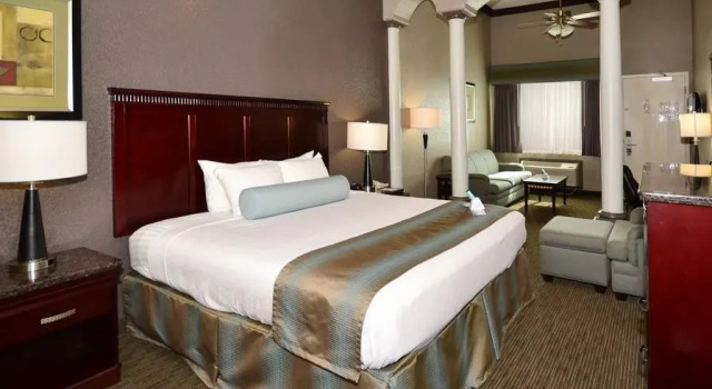 Полулюкс Best Western Plus Main Street Inn