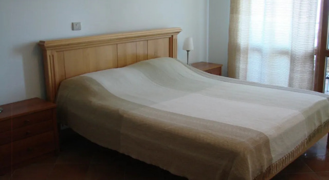 12 Room Balcony sea Side, Забронировать Гостевой дом Отели Свети-Стефан с парковкой, рядом с Пляж Црвена Главица, Парковка