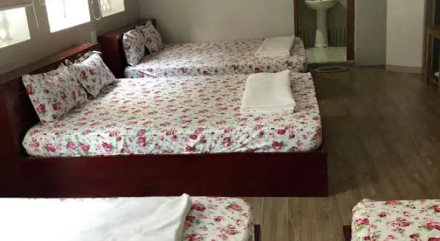 Кровать в общем номере Minh Trang Motel