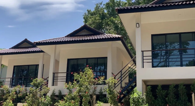 Naiya Beach Bungalow