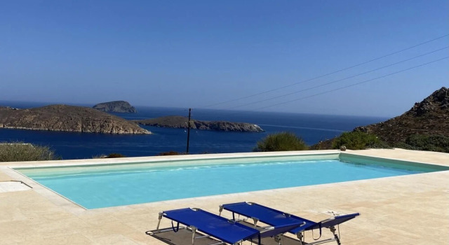 Вилла An Amazing Stone Villa-b in Serifos w Shared Pool