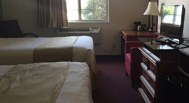 Четырёхместный номер Standard Osceola Grand Hotel