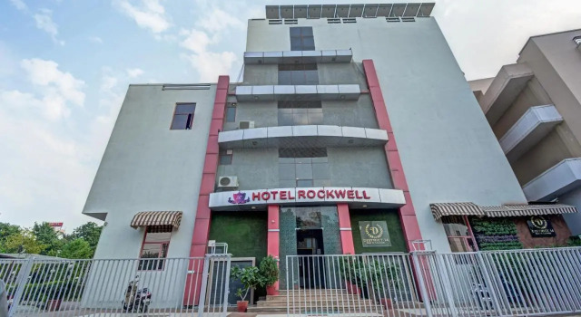 Treebo New Rockwell Vivek Vihar, Забронировать Отель Отели штата Раджастхана с парковкой, Парковка