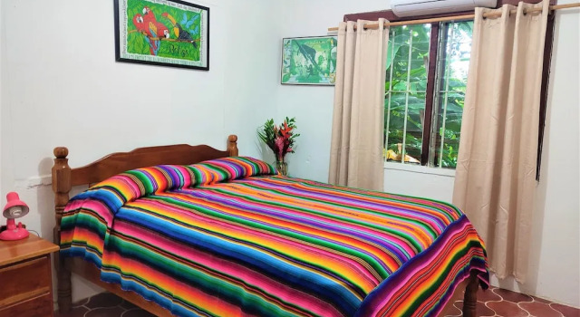Семейные апартаменты с 2 комнатами с видом на сад Maya Mountain Lodge