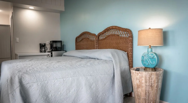 Номер Standard с балконом Ragged Edge Resort & Marina