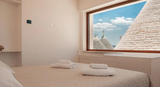 Trulli Loco, Book Vacation Home Hotels in Locorotondo with a Pool, Swimming Pool