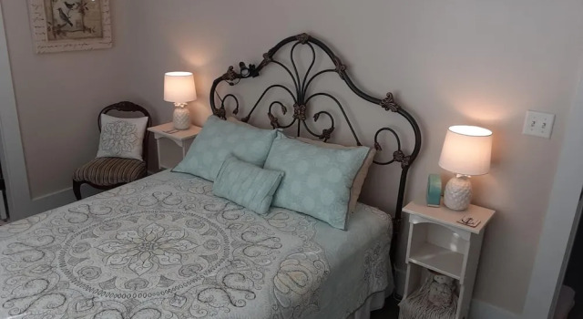 Bittersweet Bed and Breakfast, Забронировать Отель «постель и завтрак» Отели штата Мэна с парковкой, Парковка