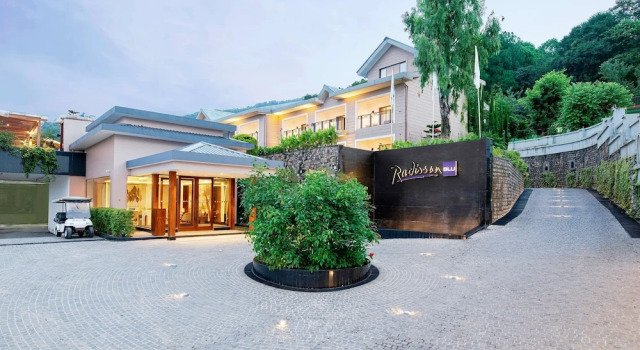 Radisson Blu Resort Dharamshala, Забронировать Курортный отель Отели штата Химачал-Прадеш 5 звезд, 5*