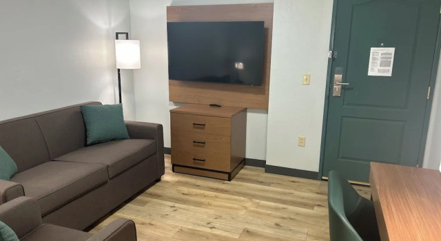 Четырёхместный номер Standard Wingate Suites By Wyndham Mansfield Ontario