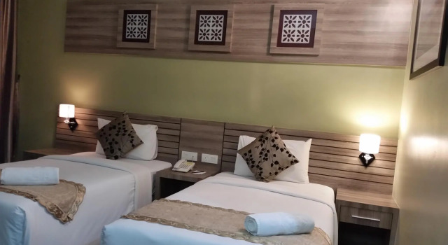 Номер Deluxe HIG Hotel & Convention