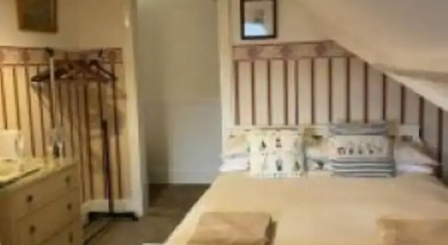 Regis Lodge Guest House, Забронировать Отель Отели Исторического графства Суссекса с парковкой, Парковка