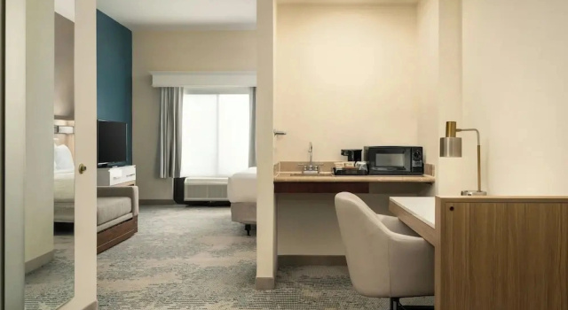 Шестиместный люкс SpringHill Suites by Marriott Tampa Westshore Airport