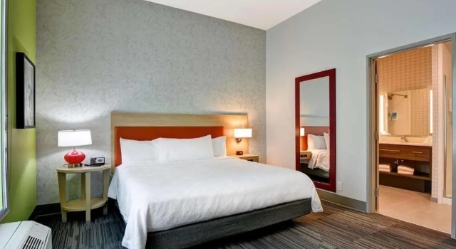 Двухместный люкс c 1 комнатой Home2 Suites Charleston West Ashley